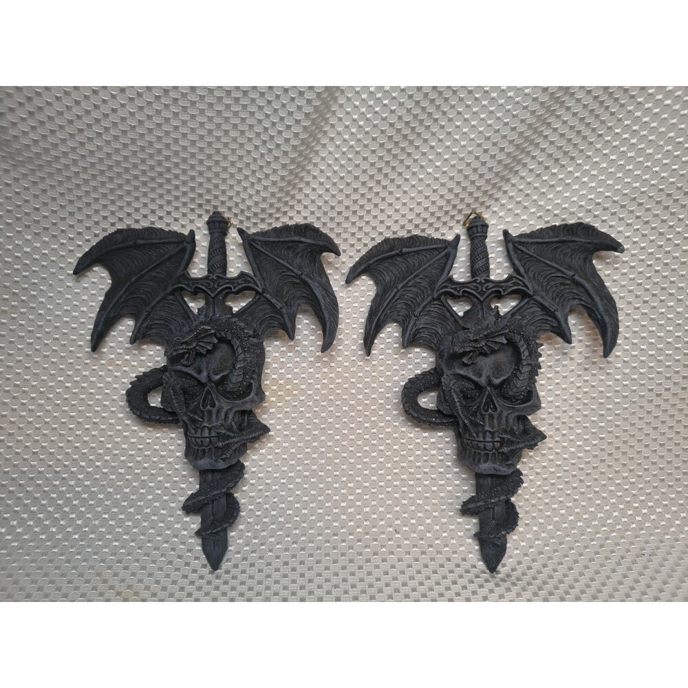 Summit Collection Dragon Skull Dagger Plaque Set Gothic Halloween Decor Resin 2